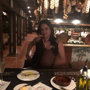 Meet your Posher, Lucia